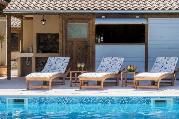 Image No.9-3 Bed Property for sale