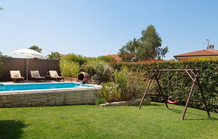 Image No.15-4 Bed Property for sale