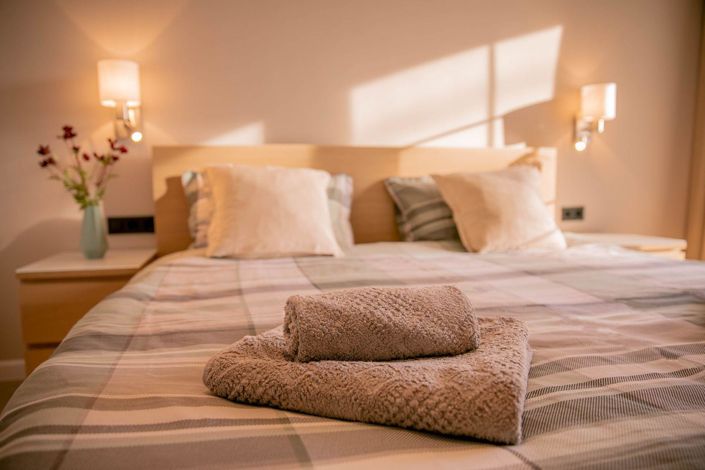 Image No.25-5 Bed Property for sale