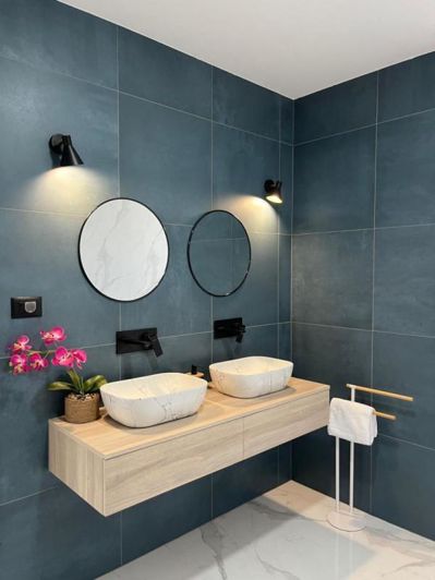 Image No.19-3 Bed Property for sale