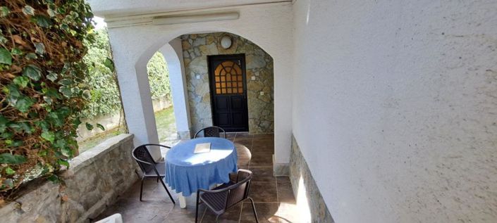 Image No.6-5 Bed Property for sale