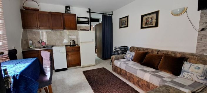 Image No.8-5 Bed Property for sale