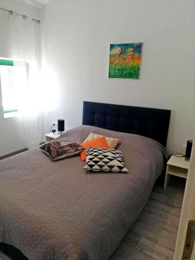 Image No.15-2 Bed Property for sale