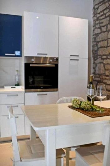 Image No.9-2 Bed Property for sale