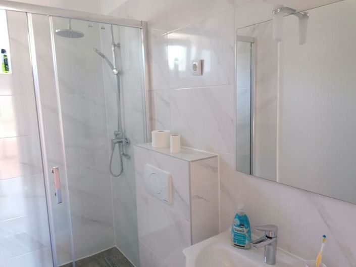 Image No.22-4 Bed Property for sale