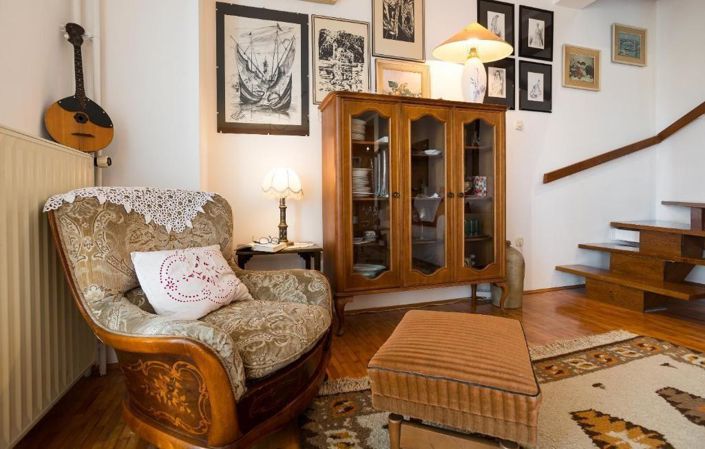 Image No.23-4 Bed Property for sale