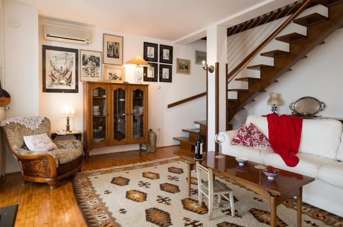 Image No.24-4 Bed Property for sale