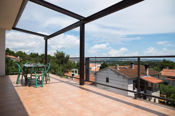 Image No.3-4 Bed Property for sale