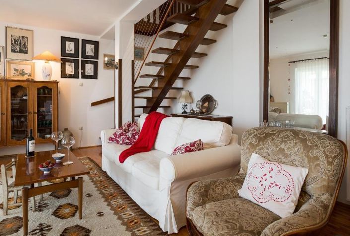 Image No.8-4 Bed Property for sale