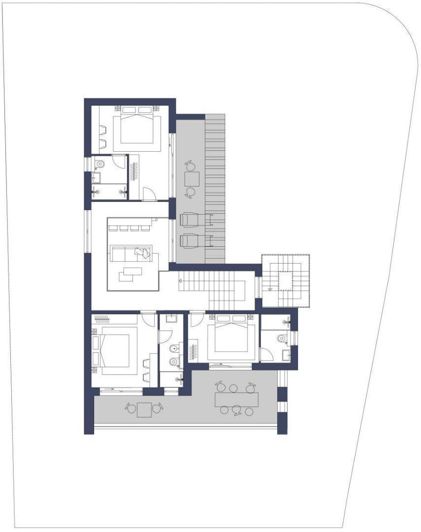 Image No.8-4 Bed Property for sale