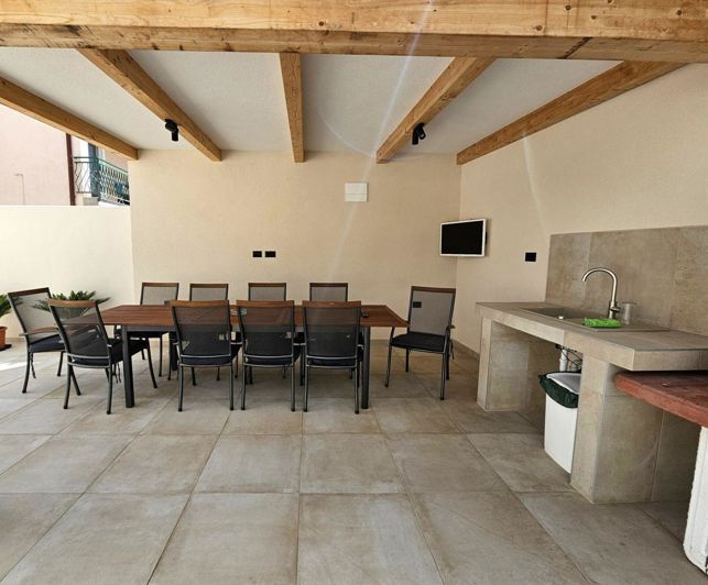 Image No.21-4 Bed Property for sale