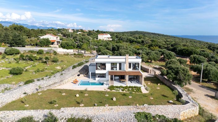 Image No.1-3 Bed Property for sale