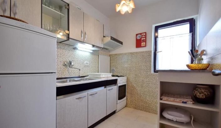 Image No.10-4 Bed Property for sale