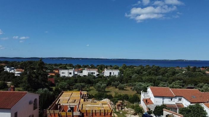 Image No.18-4 Bed Property for sale