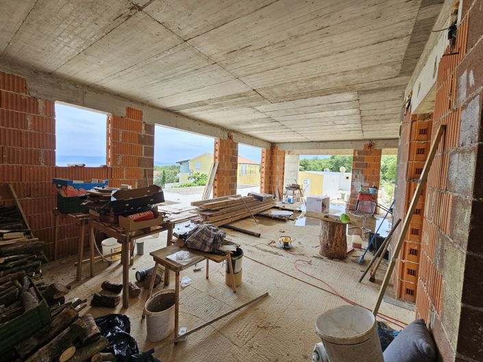 Image No.18-4 Bed Property for sale