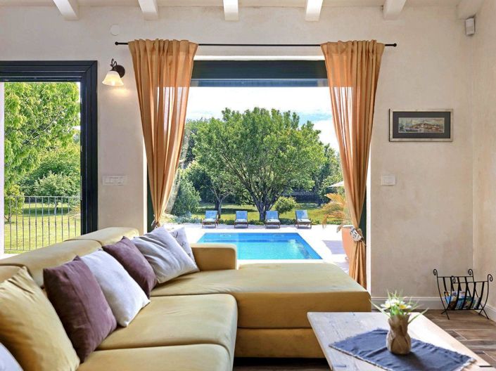 Image No.18-4 Bed Property for sale