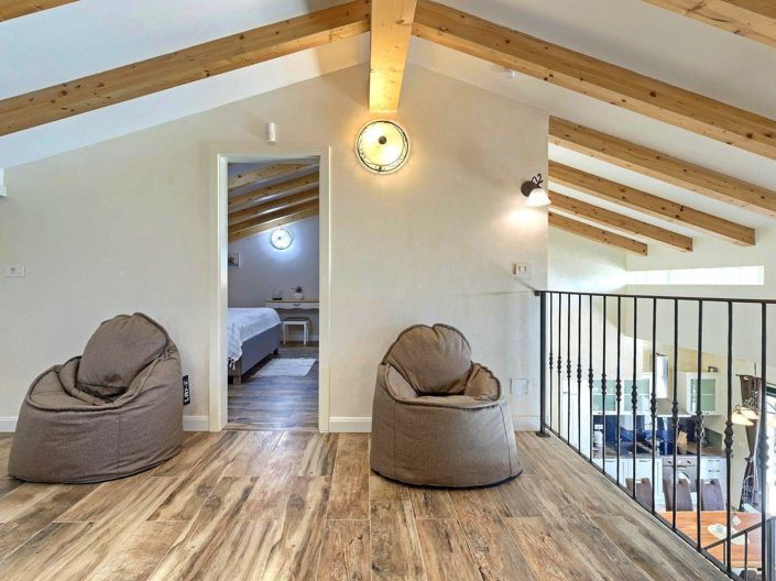 Image No.25-4 Bed Property for sale