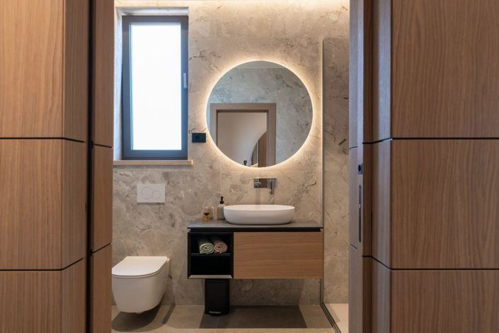 Image No.25-3 Bed Property for sale