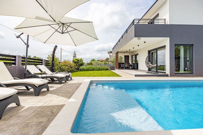 Image No.25-4 Bed Property for sale