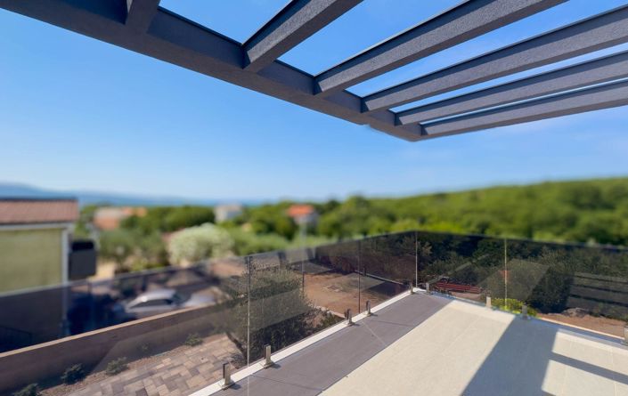 Image No.3-3 Bed Property for sale