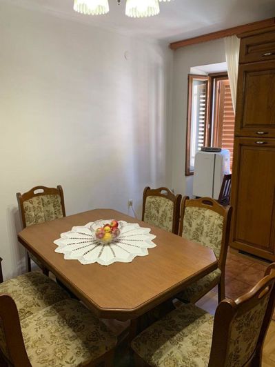 Image No.4-6 Bed Property for sale