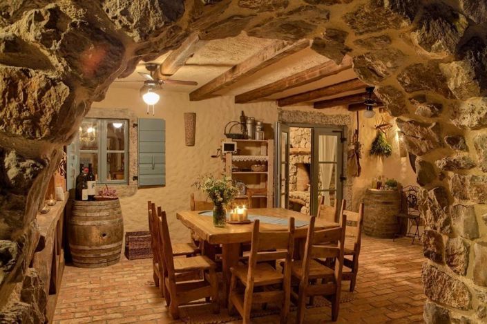 Image No.8-4 Bed Property for sale