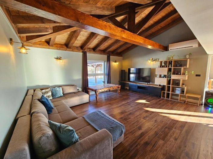 Image No.7-3 Bed Property for sale