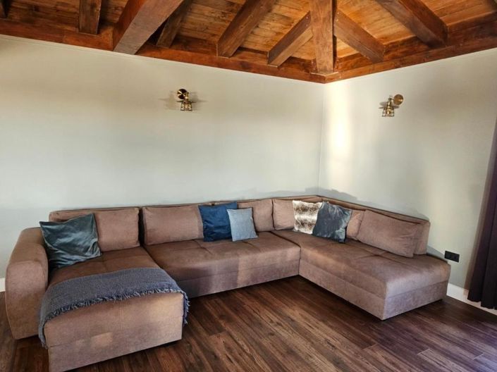 Image No.8-3 Bed Property for sale