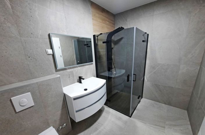 Image No.14-3 Bed Property for sale