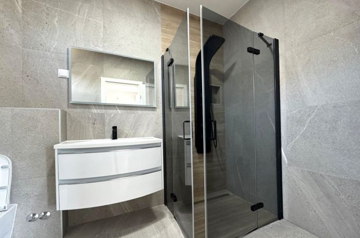 Image No.18-3 Bed Property for sale