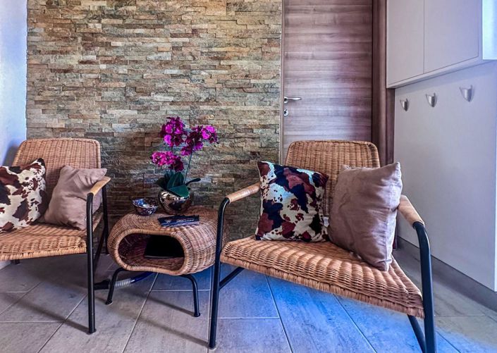 Image No.14-7 Bed Property for sale