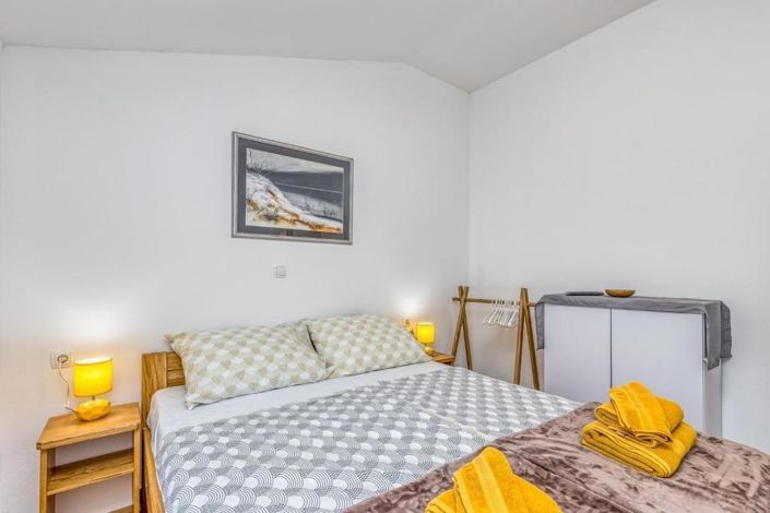 Image No.9-4 Bed Property for sale