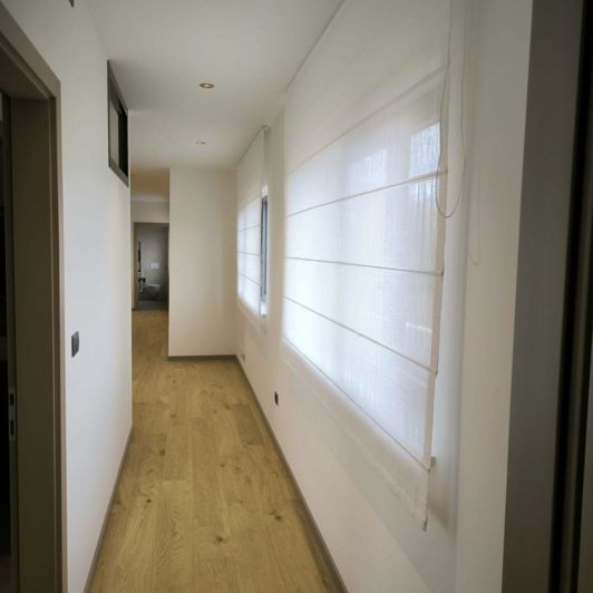 Image No.12-3 Bed Property for sale