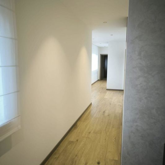 Image No.13-3 Bed Property for sale