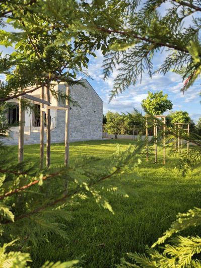 Image No.2-3 Bed Property for sale