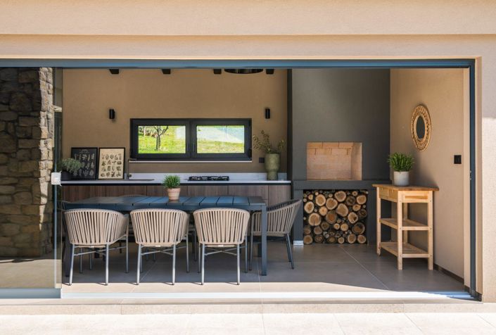 Image No.19-2 Bed Property for sale