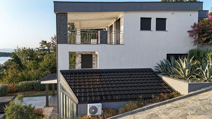 Image No.13-5 Bed Property for sale