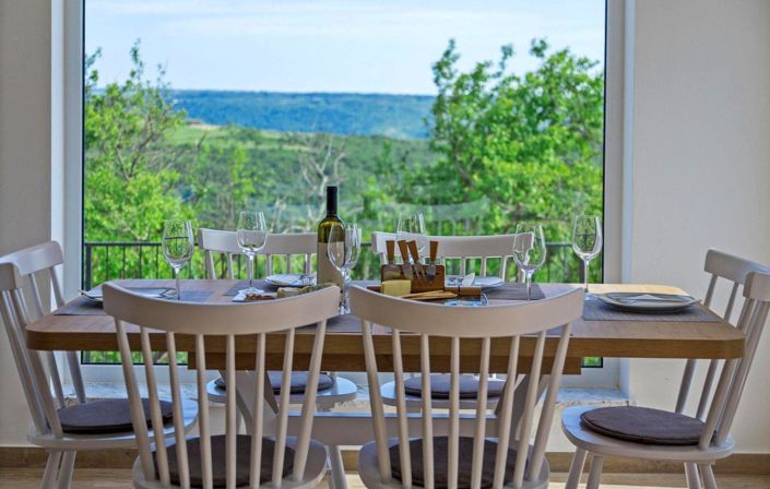 Image No.15-3 Bed Property for sale