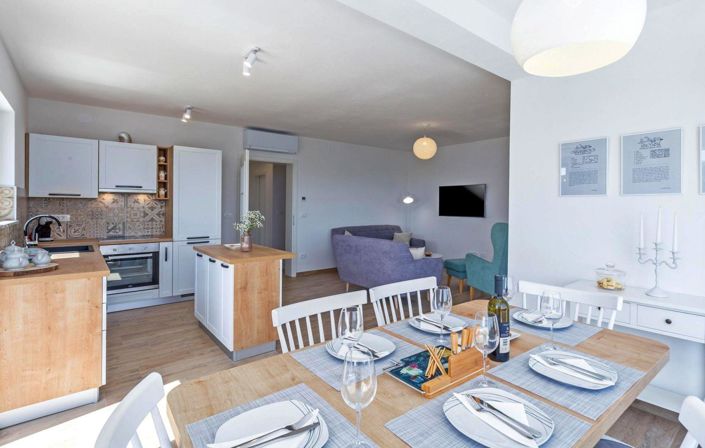 Image No.25-3 Bed Property for sale