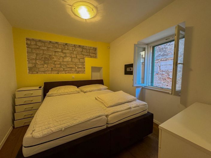 Image No.22-4 Bed Property for sale