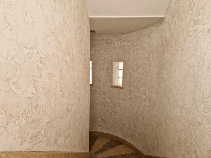 Image No.22-6 Bed Property for sale