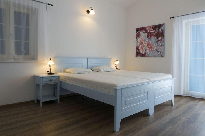 Image No.16-4 Bed Property for sale