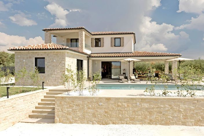 Image No.6-3 Bed Property for sale