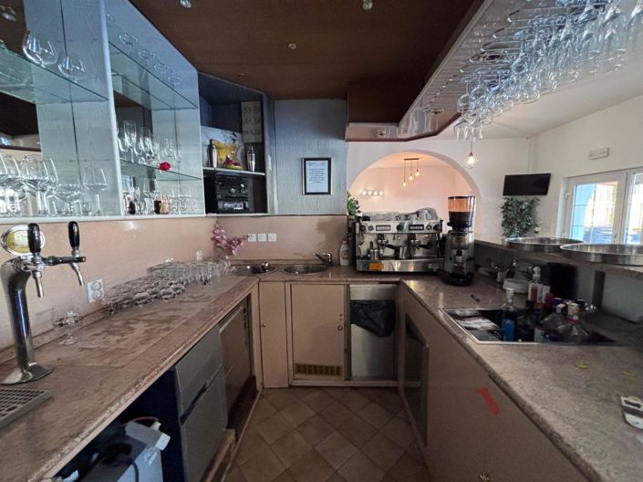 Image No.20-24 Bed Property for sale