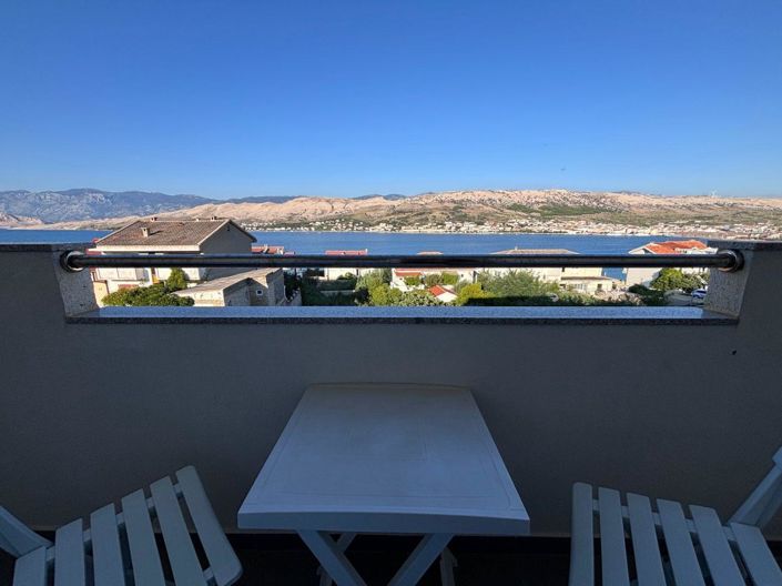 Image No.3-24 Bed Property for sale