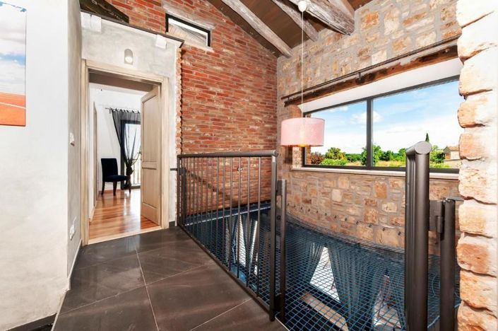 Image No.23-3 Bed Property for sale