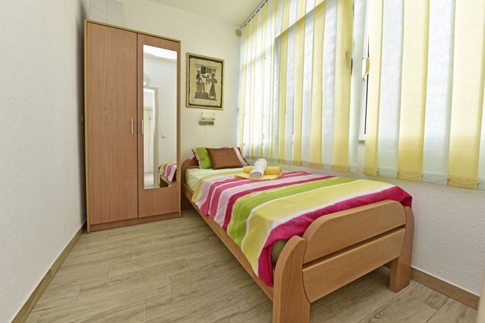 Image No.16-Propriété de 9 chambres à vendre à Porec