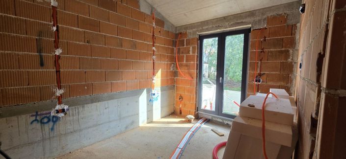 Image No.11-4 Bed Property for sale