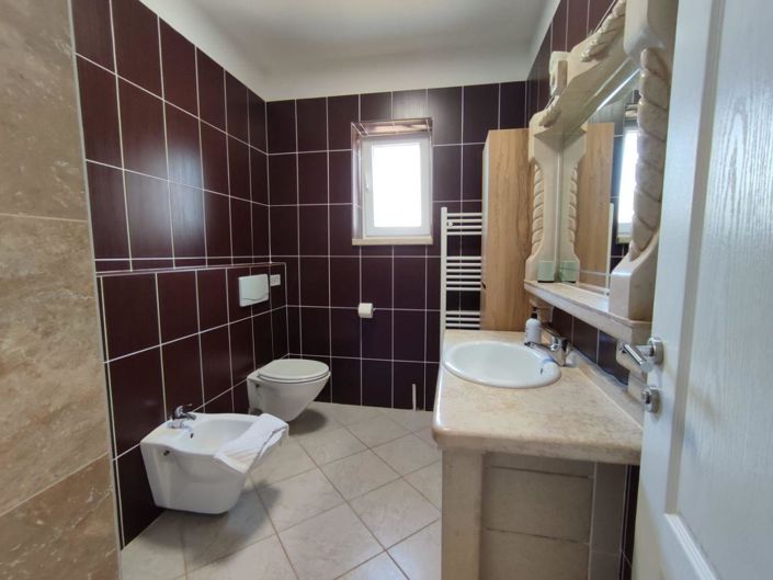 Image No.14-3 Bed Property for sale