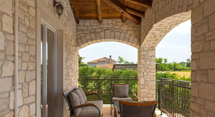 Image No.9-3 Bed Property for sale